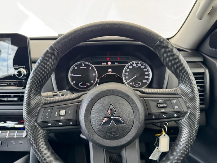 2024 Mitsubishi Triton GLX