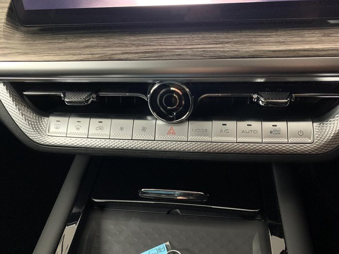 2025 GWM Cannon Alpha Lux PHEV P05 Four Wheel Drive Marble White