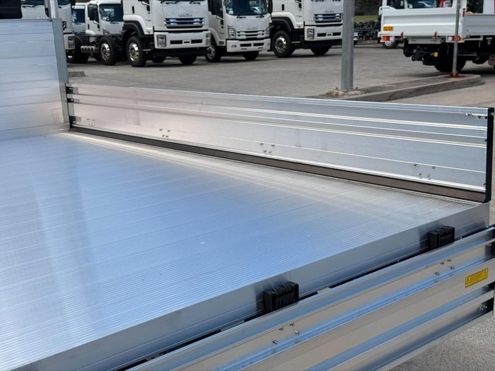 2026 Isuzu N Series NLR 45-150 DT D25 TRAYPACK