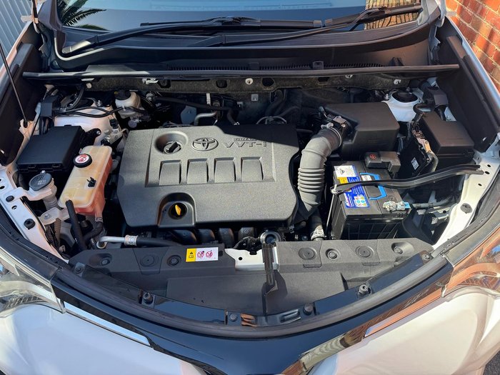 2017 Toyota RAV4 GX ZSA42R Glacier White