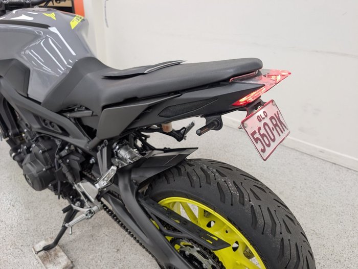 2017 YAMAHA MT-09A grey