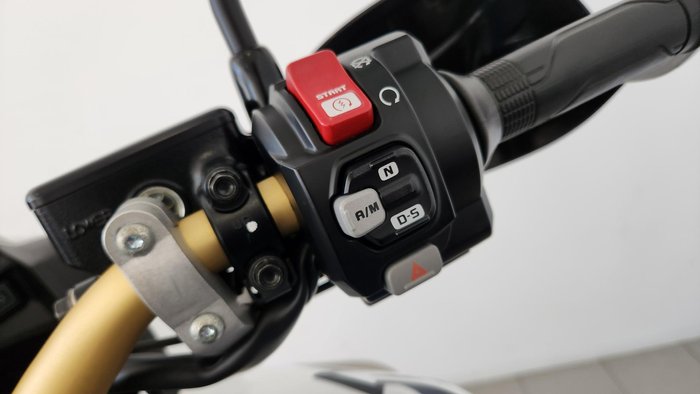 2018 Honda Africa Twin Adventure Sports DCT (CRF1000DL2) Africa Twin White