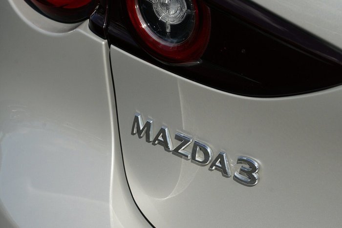 2022 Mazda 3 G25 Astina