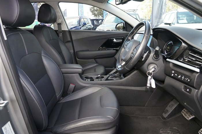 2021 Kia Niro Hybrid Sport