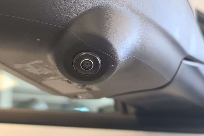 2025 Mahindra XUV3XO AX5L