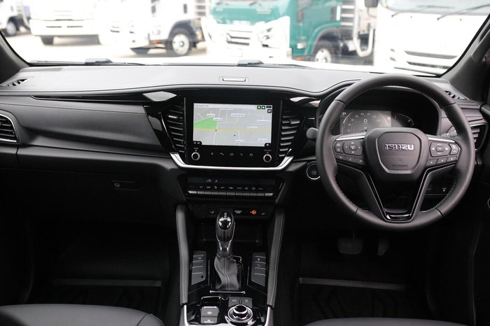 2025 Isuzu MU-X LS-T