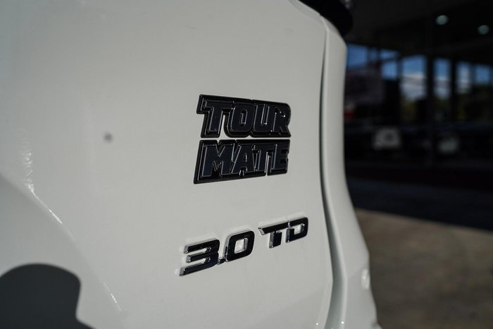 2025 Isuzu MU-X LS-T