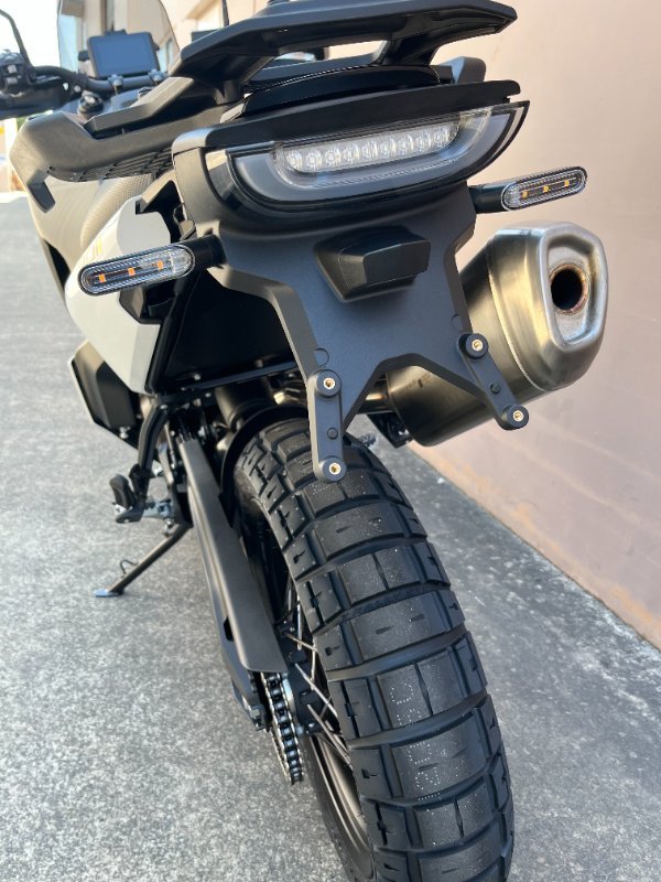 2023 HUSQVARNA NORDEN 901 TUNDRA GREY