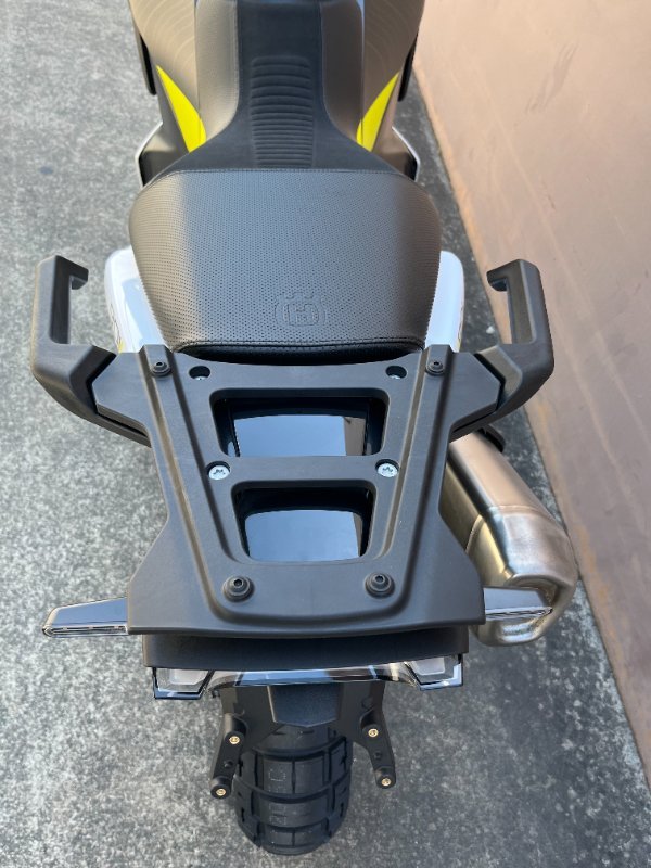 2023 HUSQVARNA NORDEN 901 TUNDRA GREY