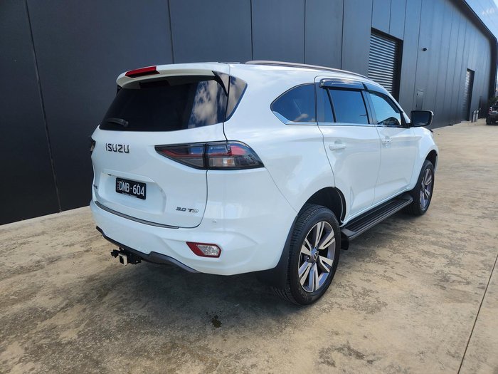 2024 Isuzu MU-X LS-T