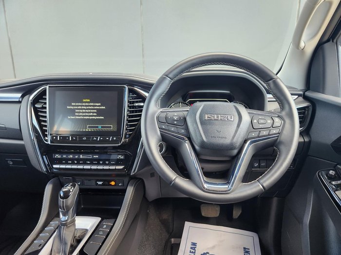 2024 Isuzu MU-X LS-T