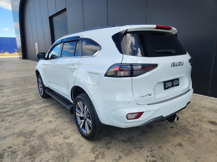 2024 Isuzu MU-X LS-T