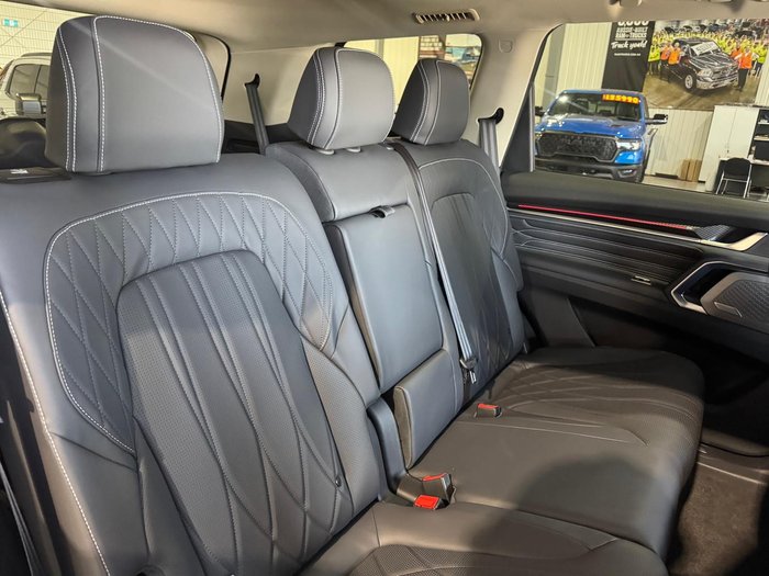 2025 LDV D90 Executive