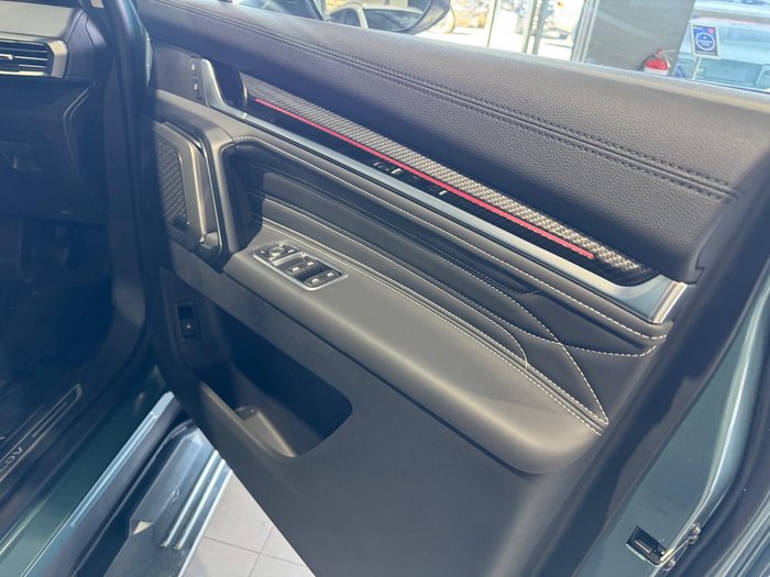 2025 LDV D90 Executive