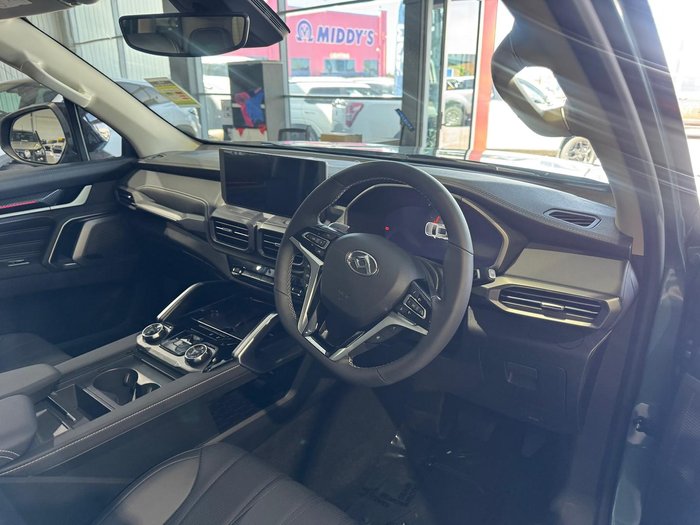 2025 LDV D90 Executive