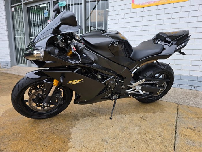 2008 YAMAHA YZF-R1