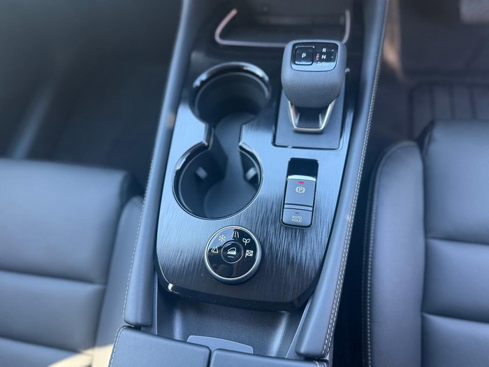 2025 Nissan X-TRAIL Ti