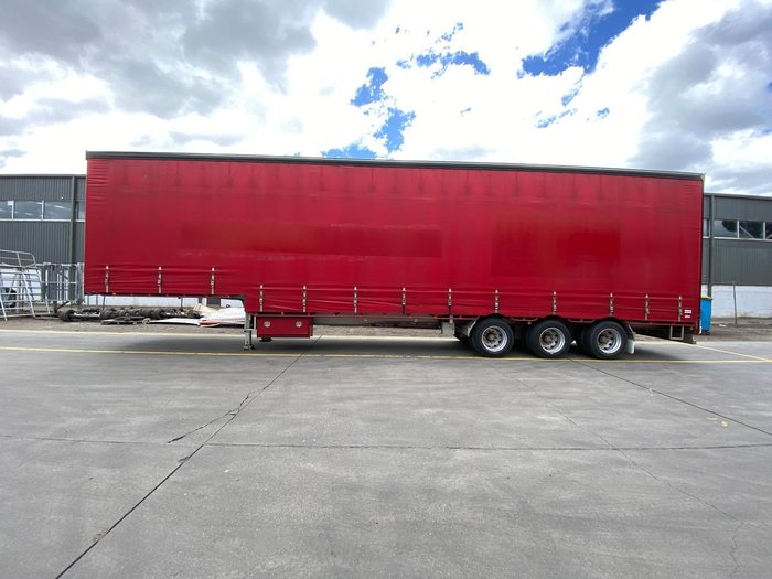 2016 Vawdrey 24P Drop Deck Curtainsider Red