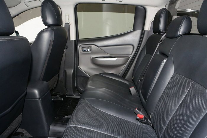 2015 Mitsubishi Triton Exceed