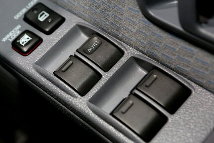 2025 Toyota Landcruiser GXL