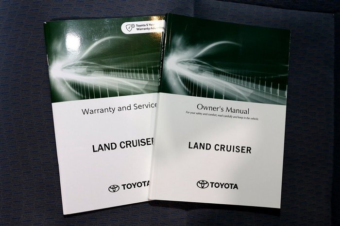 2025 Toyota Landcruiser GXL