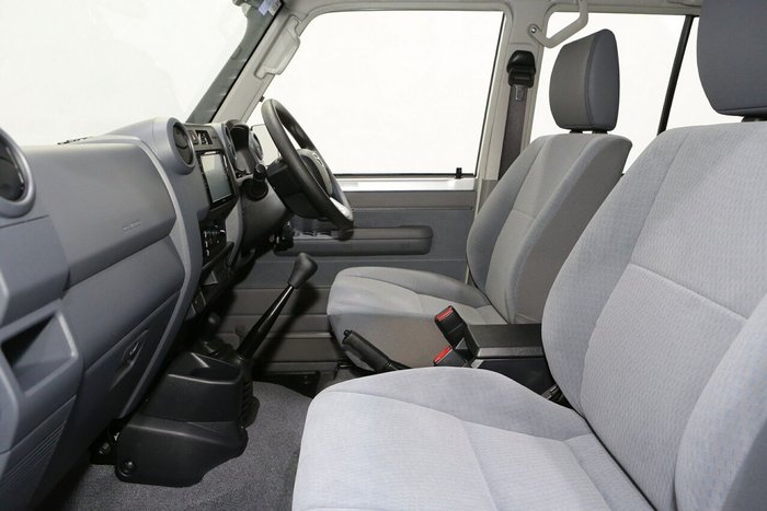 2025 Toyota Landcruiser GXL