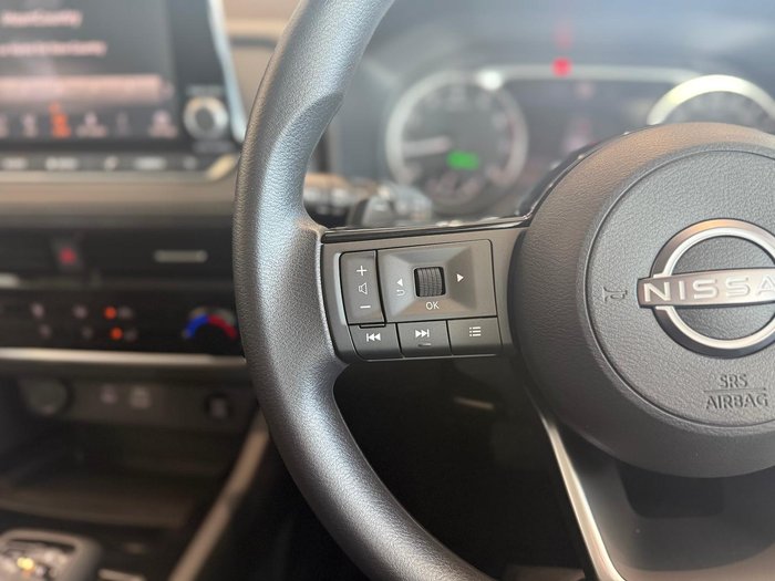 2025 Nissan X-TRAIL ST