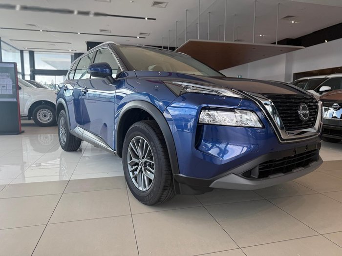 2025 Nissan X-TRAIL ST