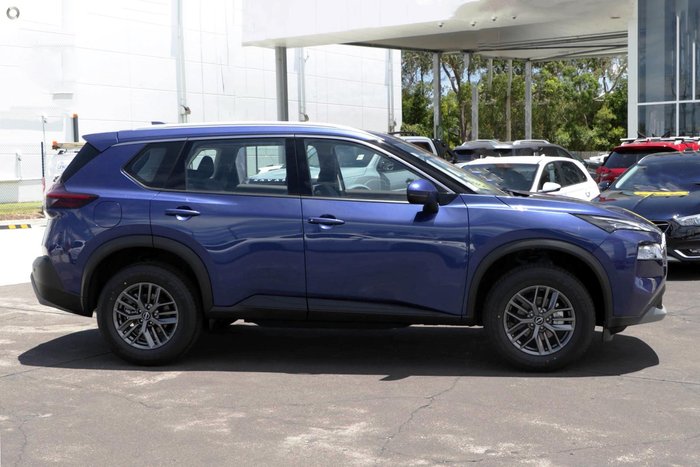 2025 Nissan X-TRAIL ST