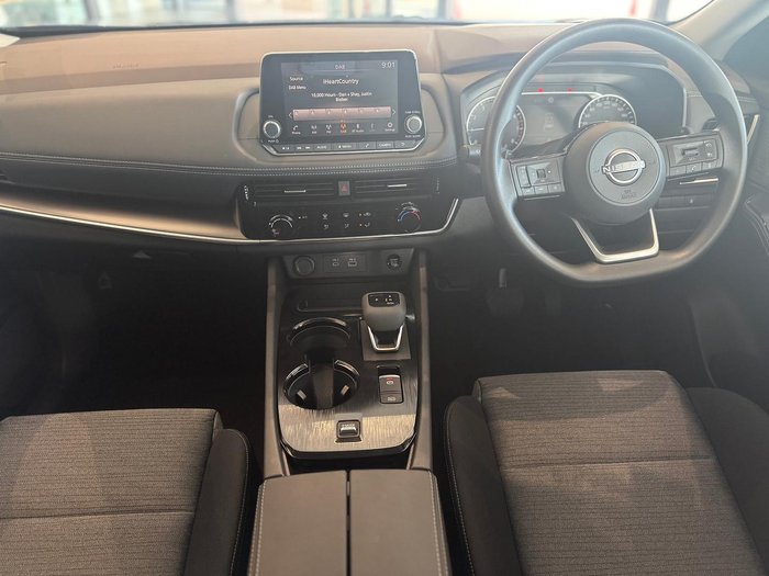 2025 Nissan X-TRAIL ST