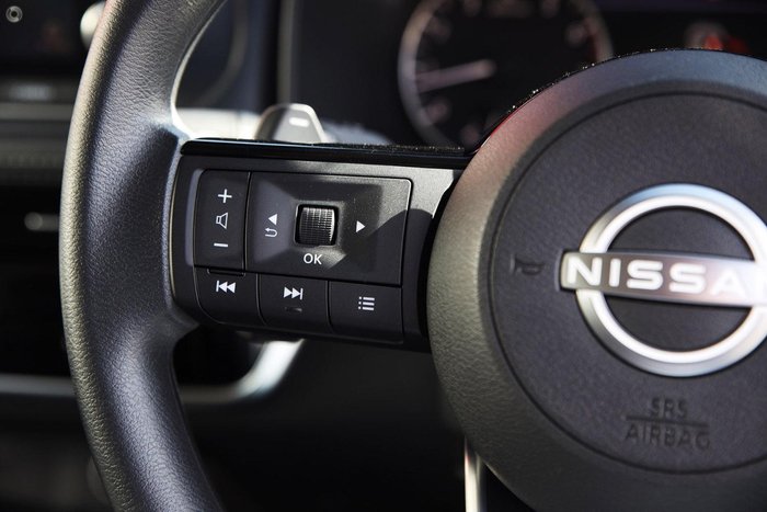 2025 Nissan X-TRAIL ST