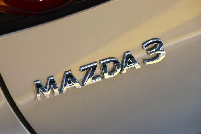 2025 Mazda 3 G20 Pure