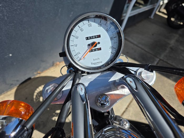 2003 Triumph BONNEVILLE BLACK