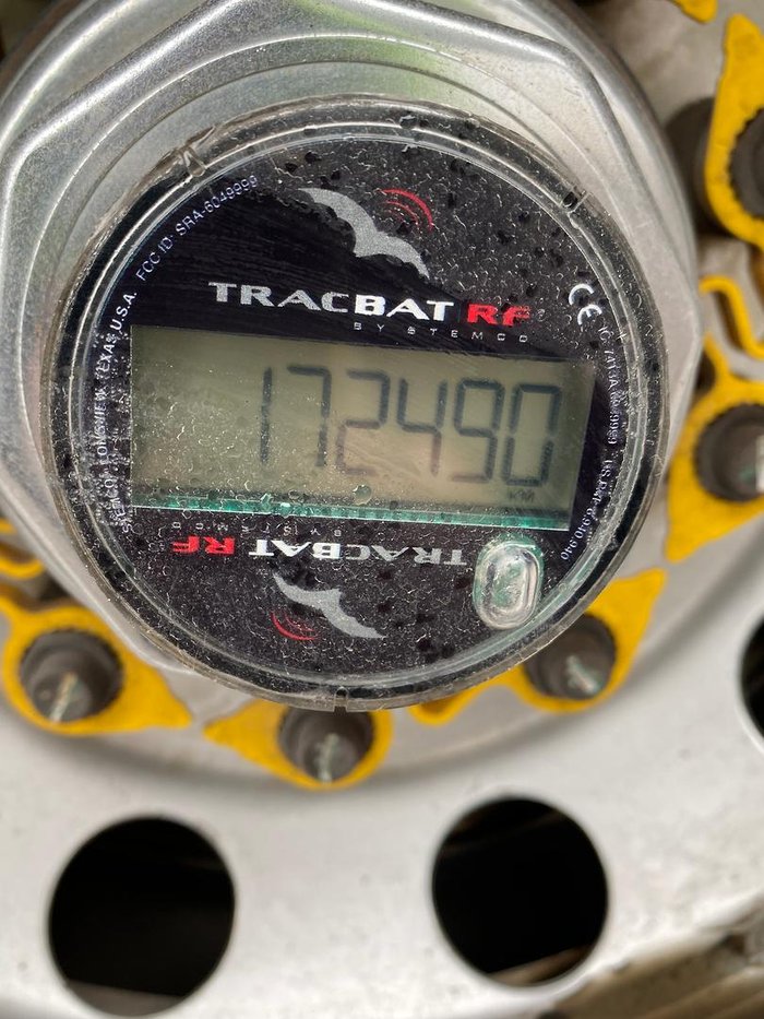 2018 Krueger 24P Straight Curtain Sider Red