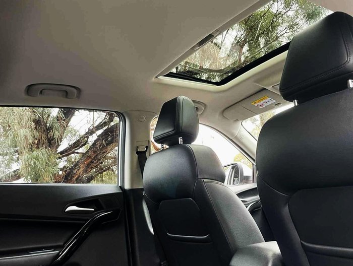 2018 MG GS Essence X