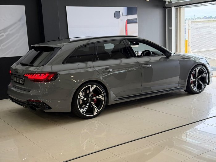 2021 Audi RS4 