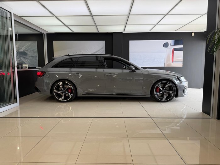 2021 Audi RS4 