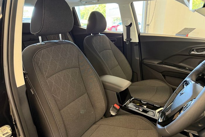 2025 Mahindra XUV3XO AX5L