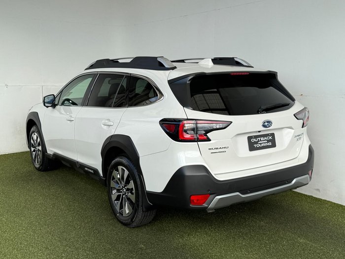 2025 Subaru Outback AWD Touring XT