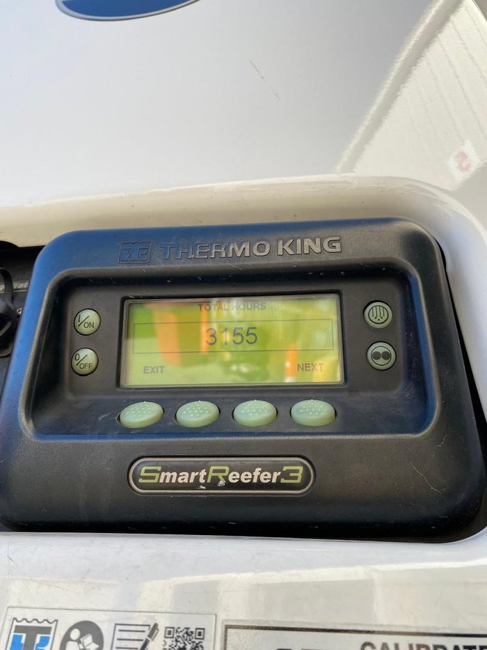 2015 Vawdrey 22P Straight Freezer Van White