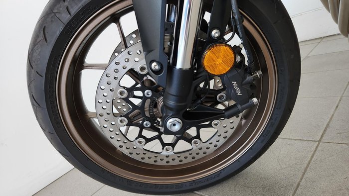 2024 Honda CB650R E-Clutch CB Maroon
