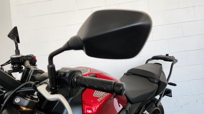 2024 Honda CB650R E-Clutch CB Maroon