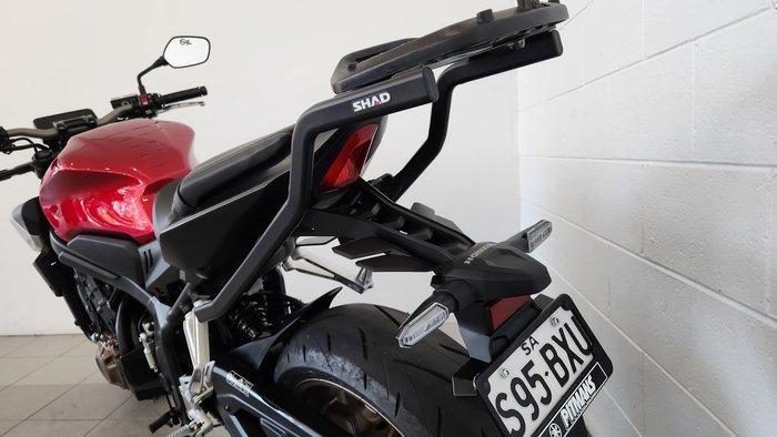 2024 Honda CB650R E-Clutch CB Maroon