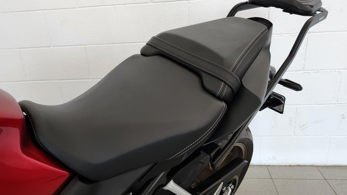 2024 Honda CB650R E-Clutch CB Maroon