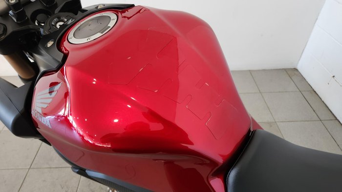 2024 Honda CB650R E-Clutch CB Maroon