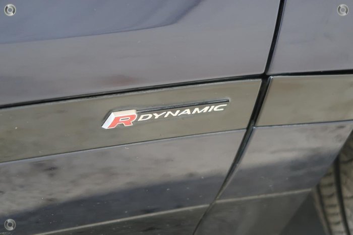 2021 Land Rover Range Rover Evoque P250 R-Dynamic SE