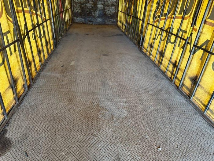 1995 Freighter 22 Pallet Curtainsider