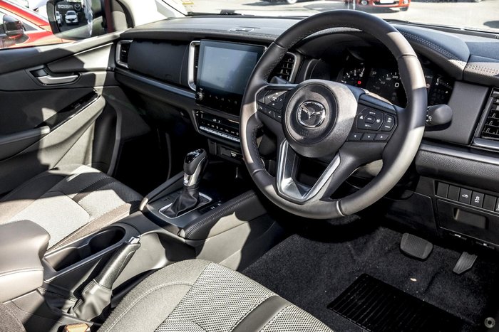 2025 Mazda BT-50 XTR