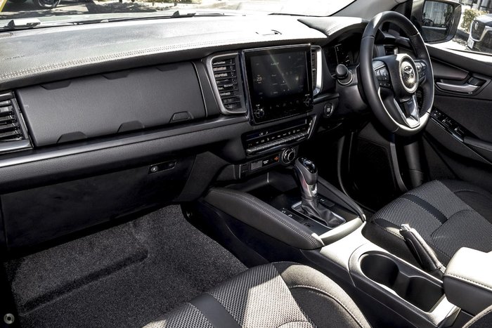 2025 Mazda BT-50 XTR