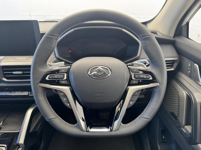 2025 LDV D90 Executive